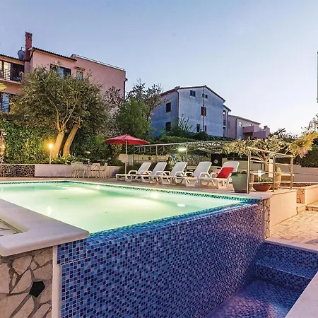 شقة Gorgeous Apartment In Banjole *